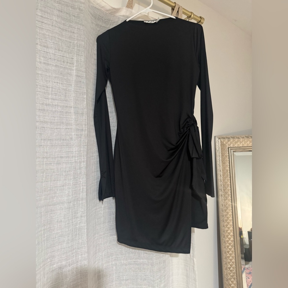 Elegant Black Long Sleeve Dress